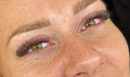 G Ongles et Cils  : Manucure à Airion
