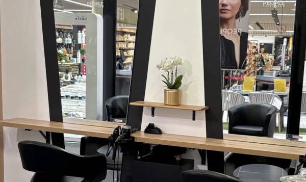 People Coiffure - Soyons ( dans la galerie marchande Intermarché )