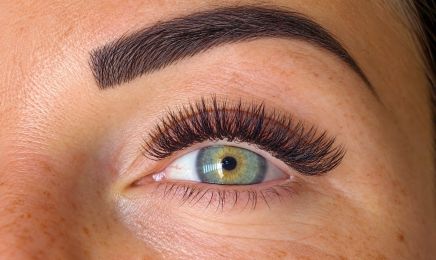 COCON (Cils de soie & L'ongle Étoilé) : Manucure à Plan-de-Cuques
