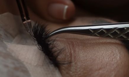 LÉA PERRAUD STUDIO - EXTENSIONS, TACHES DE ROUSSEURS & GRAINS DE BEAUTÉ, LASH & BROW LIFT : Institut de beauté à Angers