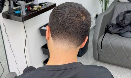 Prestige Hair Salon - Professional Haircuts: Barbershop in Neuss