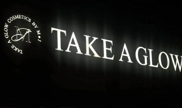 TAKE A GLOW COSMETICS BY M • J