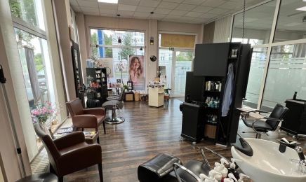 Peggy Kolbow Salon im Autohaus : Friseur in Perleberg
