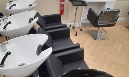 Salon de Coiffure HA : Coiffeur à Marseille