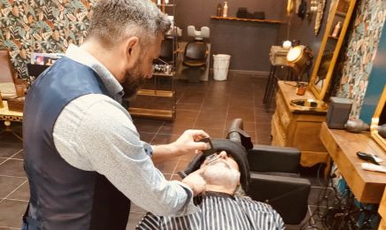 Le Repaire Des Hommes : Barbier à Agen