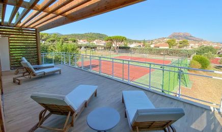 Village Club Miléade De Roquebrune-sur-Argens : Manucure à Roquebrune-sur-Argens