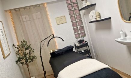 Lashes by Caroline chez L'Adresse Coiffure : Institut de beauté à Cagnes-sur-Mer