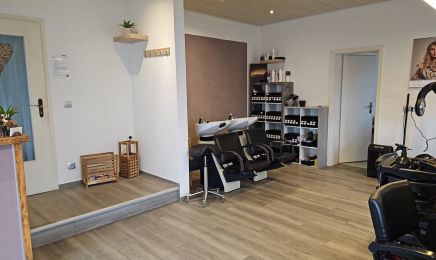Steffi's Haarstudio: Friseur in Waltenhofen