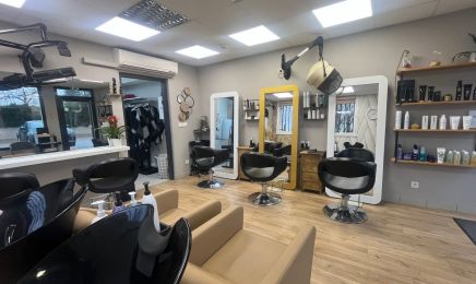 Le petit salon : Coiffeur à Augy