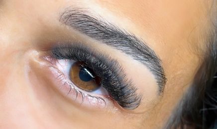 CARLASHES - Lash&Brow Studio : Institut de beauté à Allauch