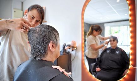 Camille Coiffure & Barbe : Coiffeur à Esse