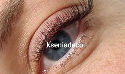 Ksenia Lashmaker Expert - styliste ongulaire privée : Institut de beauté à Le Mans