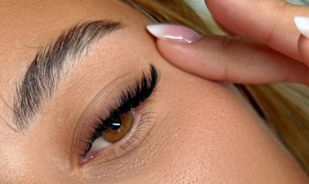 BROWS ART : Institut de beauté à Aurillac