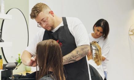 Hair Dreams by Sarah Ledabil: Barbershop in Obertshausen