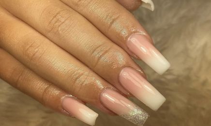 Glow Nails : Manucure à Marseille