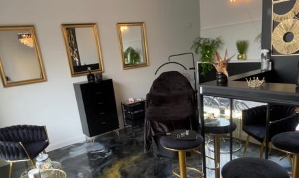 Queen Cils and  brows  : Institut de beauté à Nice