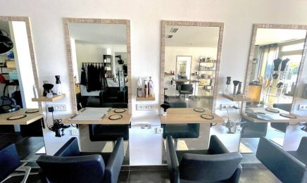 Camoan : Coiffeur à Fayence