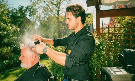 Roci Barber | Mobiler Friseur Düsseldorf: Kosmetikstudio in Düsseldorf