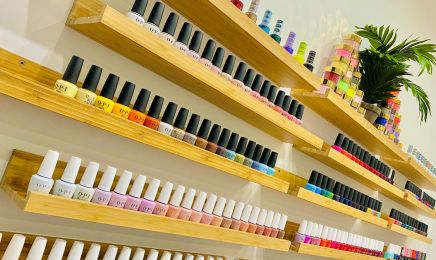 Queenie  Nails  : Manucure à Paris
