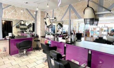 Sup’Hair Belle - Coiffure mixte & Prothésiste ongulaire : Manucure à Savigny-sur-Braye