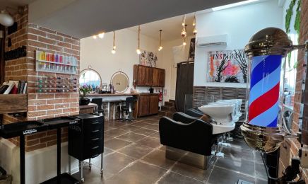 INSPIRATION BY SLIMANE espace coiffure : Coiffeur à Aix-en-Provence