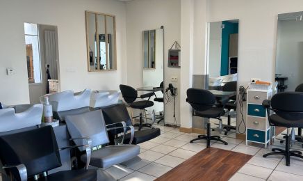 Tete en l'air : Coiffeur à Saint-Pierre-des-Corps