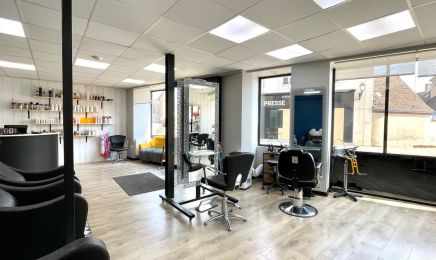 Aux Ciseaux D'Aurélie : Coiffeur à Marolles-les-Braults