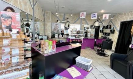 Sup’Hair Belle - Coiffure mixte & Prothésiste ongulaire : Manucure à Savigny-sur-Braye
