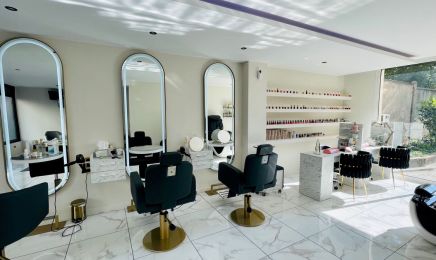 Coeur de beauté Orientale : Manucure à Colombes