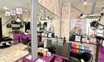 Sup’Hair Belle - Coiffure mixte & Prothésiste ongulaire : Manucure à Savigny-sur-Braye