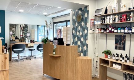 Les Ciseaux de Karine : Coiffeur à La Flèche