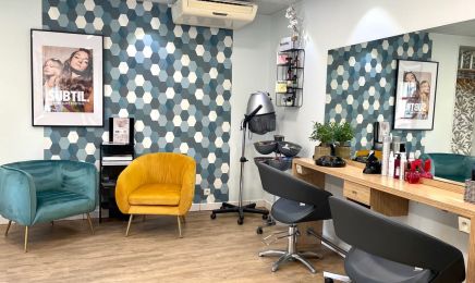 Les Ciseaux de Karine : Coiffeur à La Flèche