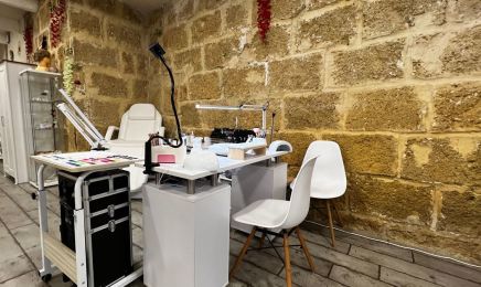 Les ongles de Marine / La fabrik à Cils by M : Institut de beauté à Salon-de-Provence
