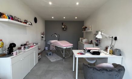 Amandine Lash Nails  : Manucure à Saint-Rémy-de-Provence