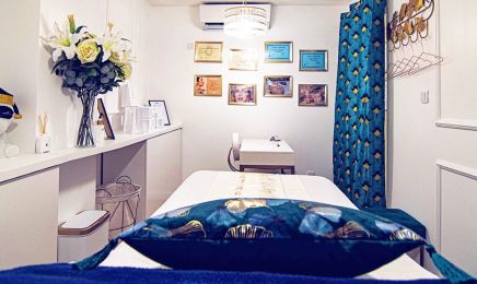 #Mademoiz'elle by FMC Concept (Esthétique, Massage et Ongles) : Manucure à La Crau