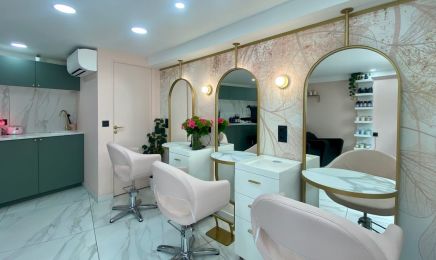 Maison L  : Coiffeur à Villefranche-sur-Mer