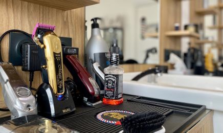 Atef Mixte Coiffure  : Coiffeur à Vallauris