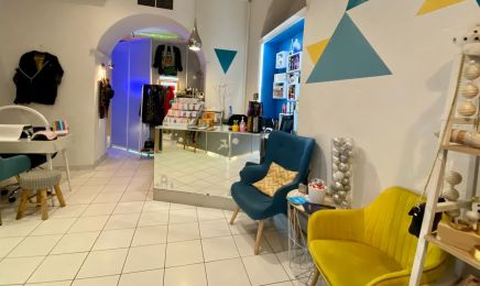 UV Center - L’Atelier Beauté : Manucure à Nice