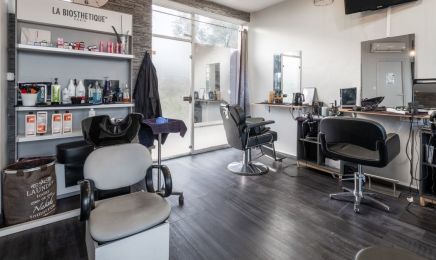 Ceby Hairdresser : Coiffeur à Toulouse