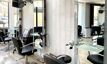 Aux Ciseaux D'Aurélie : Coiffeur à Marolles-les-Braults
