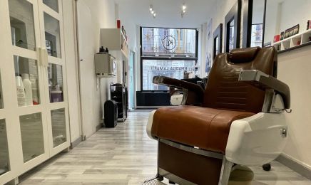 Khadija Lamarti Artisan Coiffeur Visagiste : Coiffeur à Bruxelles