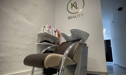 Khadija Lamarti Artisan Coiffeur Visagiste : Coiffeur à Bruxelles