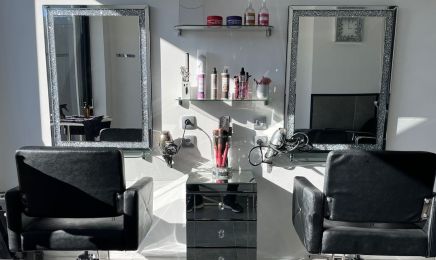 Au Caprices des filles : Coiffeur à Vedène