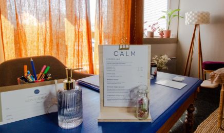 CALM Massage Bien-être : Institut de beauté à Mont-Saint-Aignan