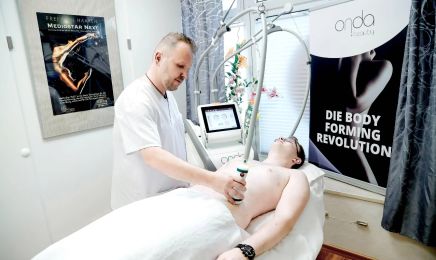 Redröh Hightech Beauty Experts: Nagelstudio in München