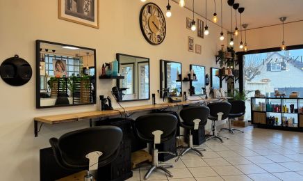 L’instant By Tania : Coiffeur à Le Val-d'Hazey