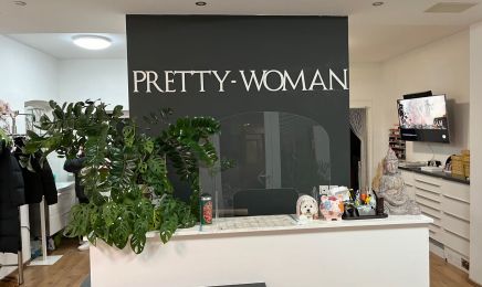 Pretty Woman Erding Nail & Beauty : Kosmetikstudio in Erding