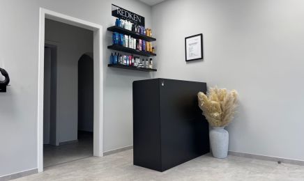Rania Efstathiou Hairlounge: Friseur in Marl