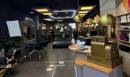 Master of Hair: Kosmetikstudio in Augsburg