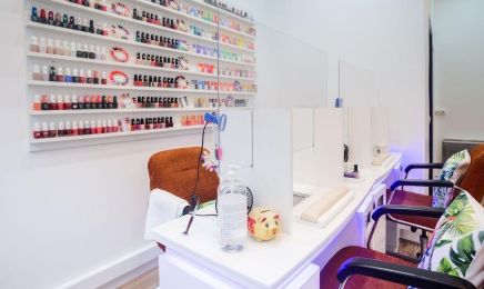 Instant Marie Nails : Manucure à Paris